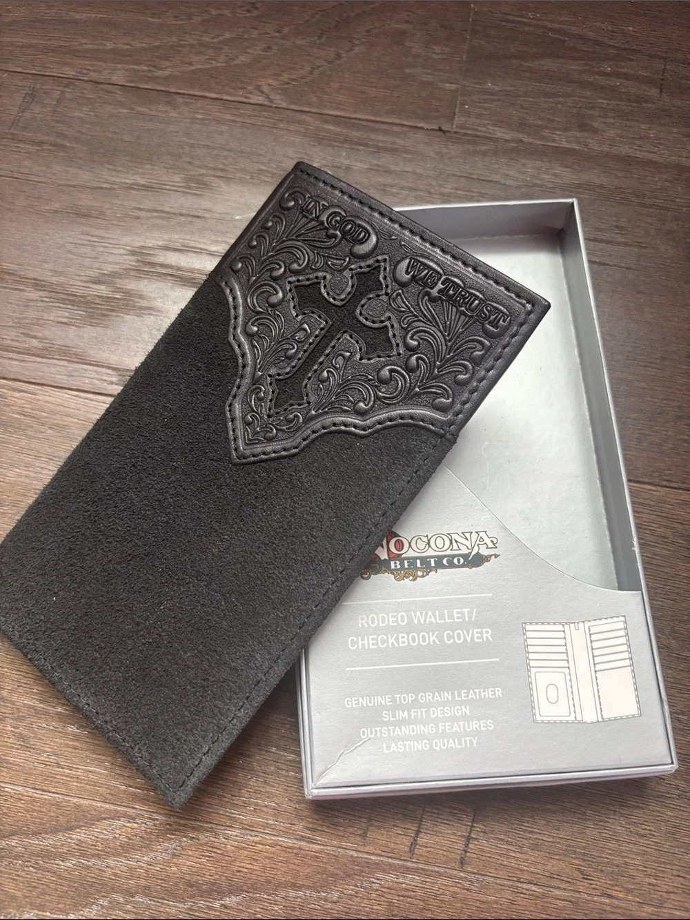 Nocona Genuine Leather Slim Fit,11 card,ID slot,slip pockets,In God We Trust